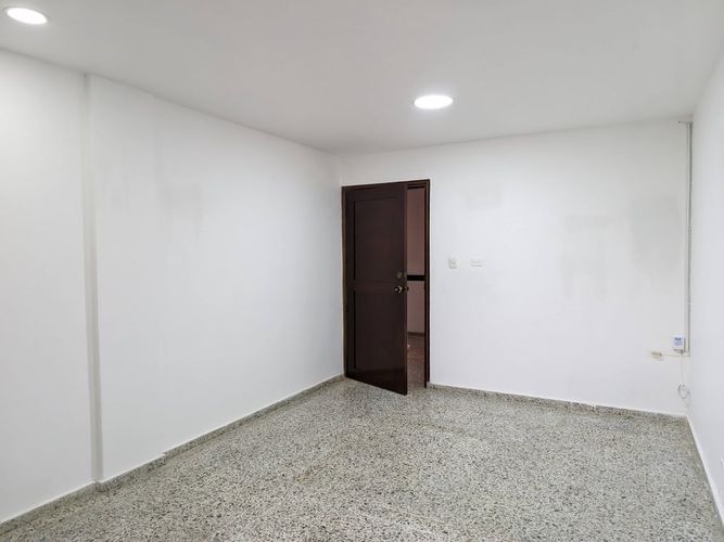 Oficina en arriendo en Centro, Montería, 21 m² · foto 8 de 12