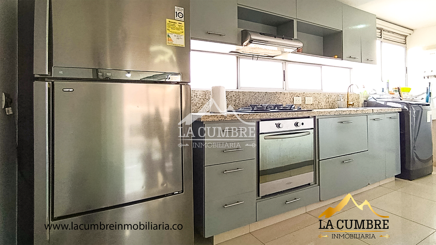 Apartamento de 3 alcobas en arriendo en Los Balsos, Medellín, 116 m² · foto 8 de 19