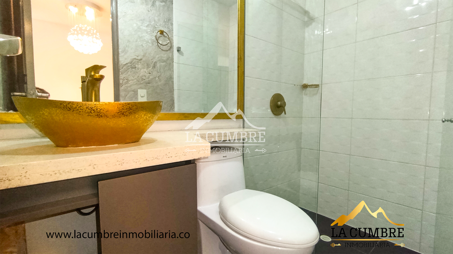 Apartamento de 3 alcobas en arriendo en Los Balsos, Medellín, 116 m² · foto 12 de 19