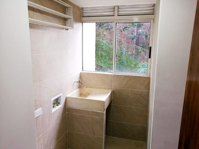 Apartamento de 2 alcobas en arriendo en Urbanización Las Cumbres, Medellín, 118 m² · foto 8 de 15