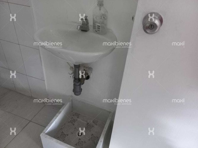 Local en arriendo en Fundadores, Apartado, 45 m² · foto 5 de 7