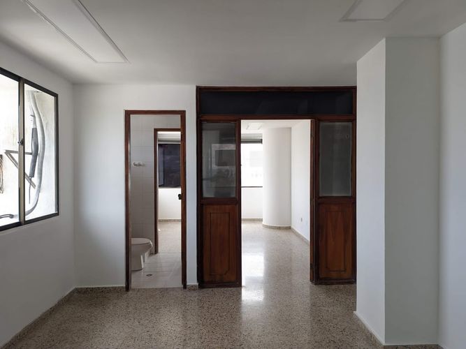 Oficina en venta en Centro, Montería, 600 m² · foto 5 de 12