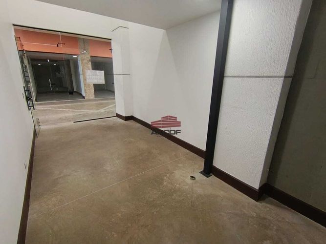 Local en arriendo en Hsd. San Antonio De Carrizal, Girón, 48 m² · foto 3 de 8