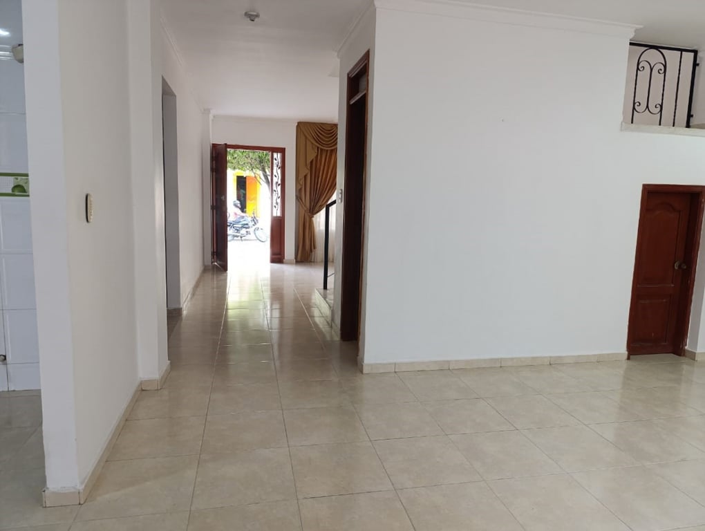 Casa en venta en Urb. Vallejo, Montería · foto 2 de 12