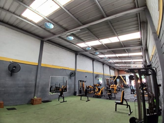 Bodega en venta en Urb. Rosendo Garces, Montería, 279 m² · foto 12 de 12
