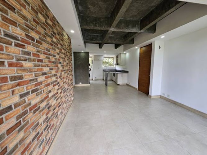 Apartamento de 2 alcobas en arriendo en Patio Bonito, Medellín, 73 m² · foto 6 de 24