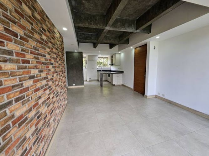 Apartamento de 2 alcobas en arriendo en Patio Bonito, Medellín, 73 m² · foto 8 de 24