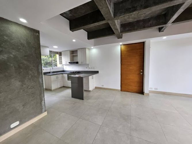 Apartamento de 2 alcobas en arriendo en Patio Bonito, Medellín, 73 m² · foto 23 de 24