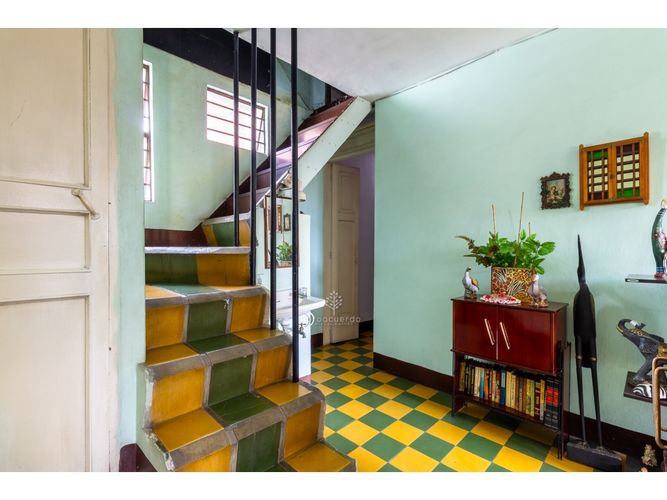 Casa de 6 alcobas en venta en Manrique Central, Medellín, 247 m² · foto 19 de 21