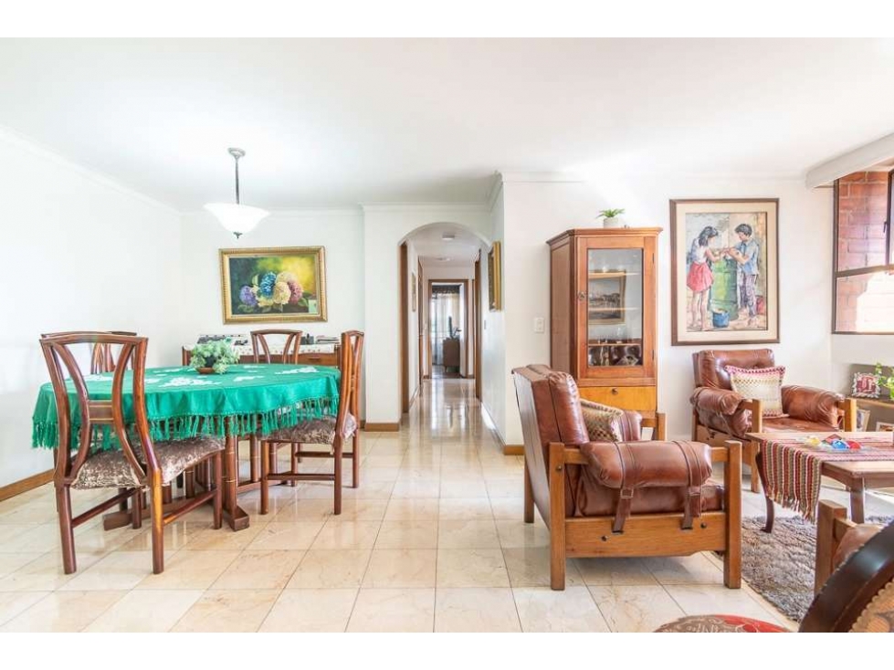 Apartamento en venta en El Poblado, Medellín · foto 5 de 10