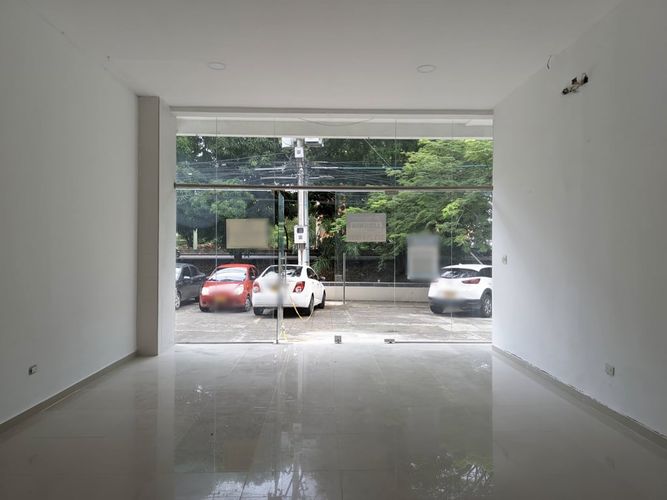 Local en arriendo en El Recreo, Montería, 1234 m² · foto 3 de 12