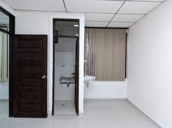 Oficina en arriendo en Centro, Montería, 30 m² · foto 8 de 12