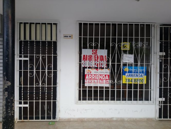 Oficina en arriendo en Centro, Montería, 153 m² · foto 2 de 9