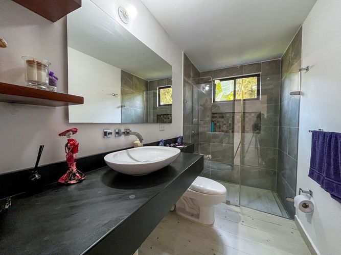 Casa de 4 alcobas en venta en Pance, Cali, 350 m² · foto 3 de 24