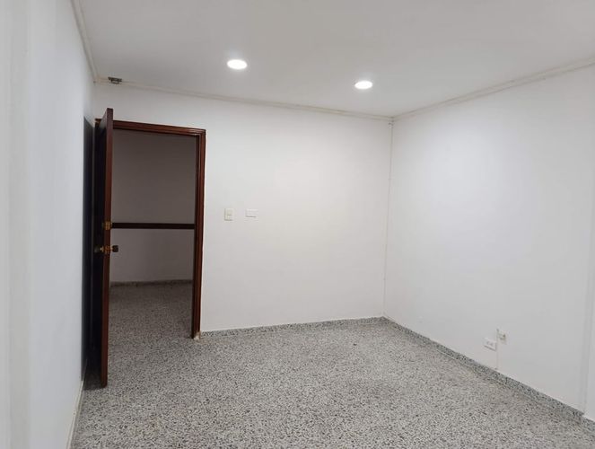 Oficina en arriendo en Centro, Montería, 27 m² · foto 10 de 12