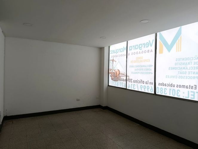 Oficina en arriendo en Centro, Montería, 54 m² · foto 10 de 12