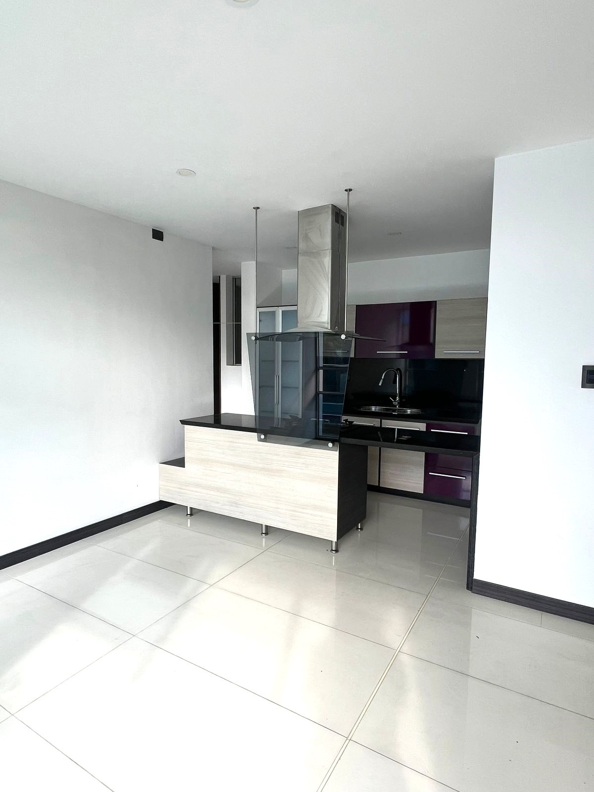 Apartamento en venta en Pinares, Pereira · foto 4 de 24