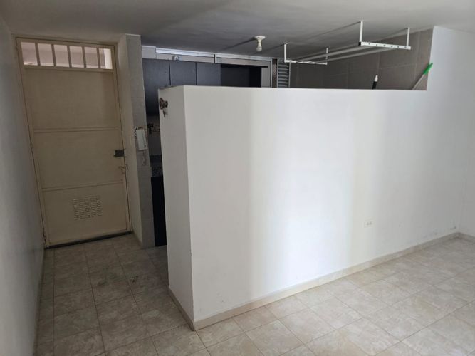 Apartamento de 2 alcobas en venta en Piox Ii Etapa, Bucaramanga, 43 m² · foto 18 de 24