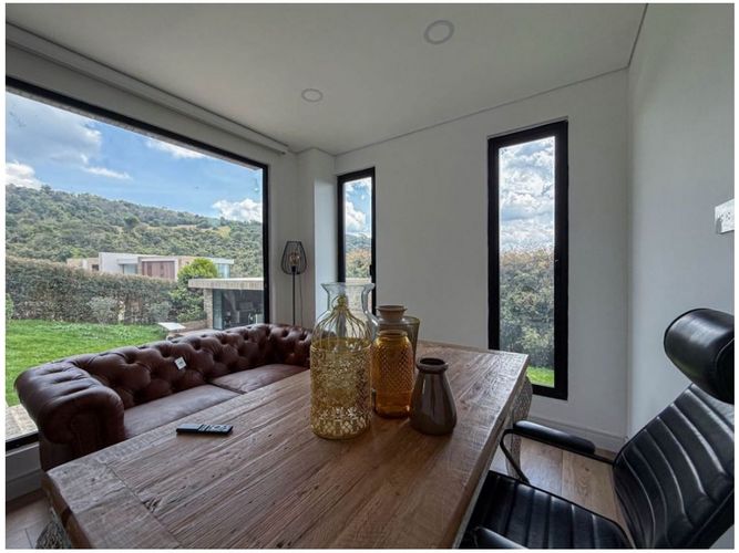 Casa de 5 alcobas en venta en Yerbabuena, Sopó, 470 m² · foto 7 de 24