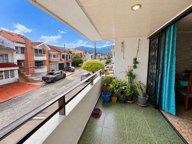 Casa de 6 alcobas en venta en Camoa, Villavicencio, 300 m² · foto 2 de 24
