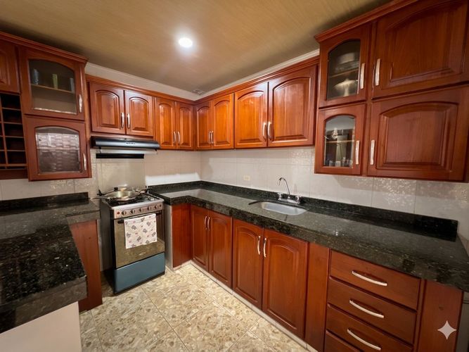 Casa de 6 alcobas en venta en Camoa, Villavicencio, 300 m² · foto 24 de 24