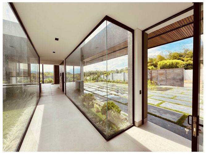 Casa de 4 alcobas en venta en Cerritos, Pereira, 850 m² · foto 7 de 20