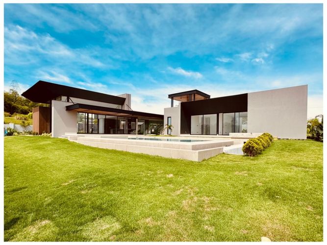 Casa de 4 alcobas en venta en Cerritos, Pereira, 850 m² · foto 19 de 20