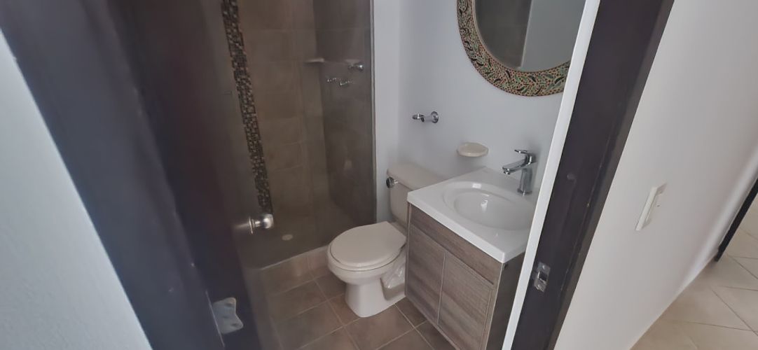 Apartamento de 3 alcobas en arriendo en Villa Carlota, Medellín, 67 m² · foto 5 de 13