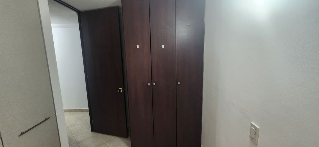 Apartamento de 3 alcobas en arriendo en Villa Carlota, Medellín, 67 m² · foto 9 de 13