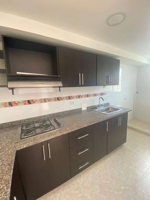 Apartamento de 3 alcobas en venta en El Refugio, Piedecuesta, 60 m² · foto 6 de 19