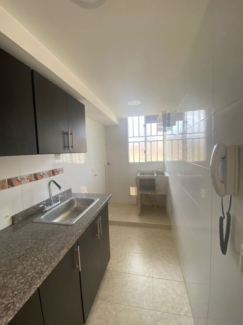 Apartamento de 3 alcobas en venta en El Refugio, Piedecuesta, 60 m² · foto 7 de 19