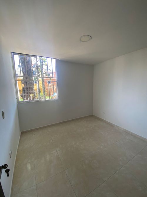 Apartamento de 3 alcobas en venta en El Refugio, Piedecuesta, 60 m² · foto 15 de 19
