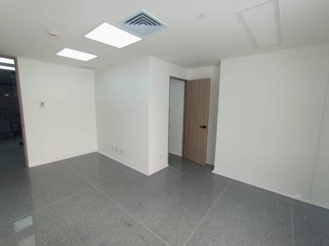 Consultorio en arriendo en San Diego, Medellín, 30 m² · foto 6 de 8