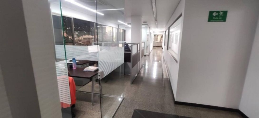 Bodega en arriendo en Manuel Restrepo, Itagüí, 3197 m² · foto 6 de 14