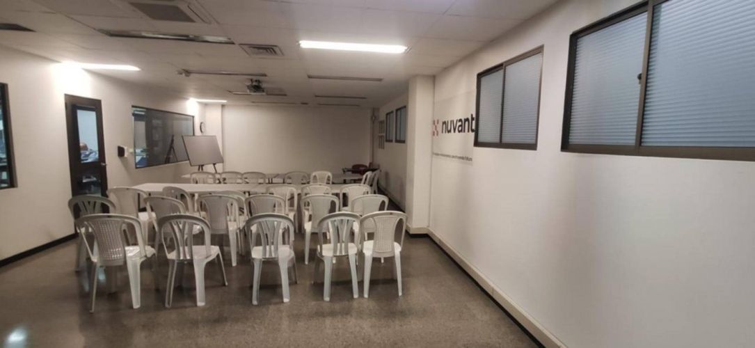 Bodega en arriendo en Manuel Restrepo, Itagüí, 3197 m² · foto 9 de 14