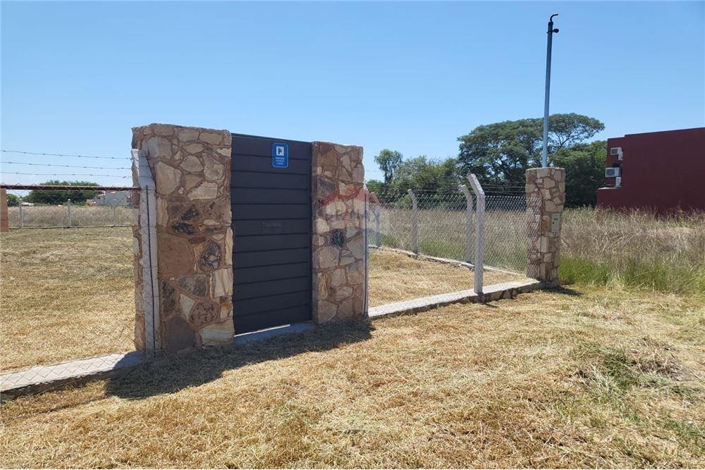 D.G. VENDO TERRENO DE 787 M2 EN PUERTA DEL LAGO — foto 3