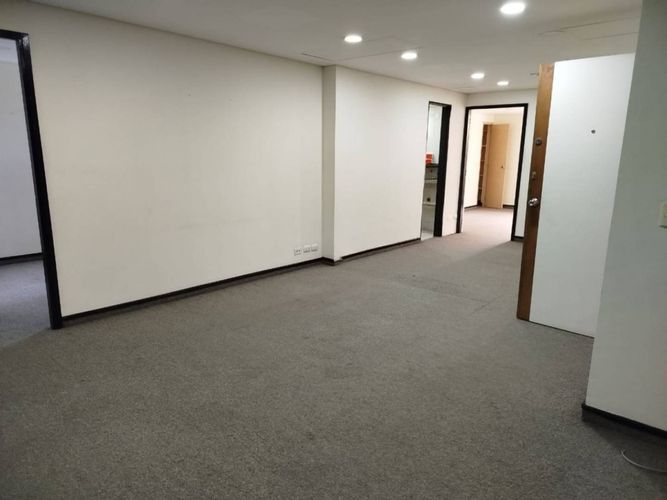 Oficina en arriendo en Milla De Oro, Medellín, 93 m² · foto 3 de 10