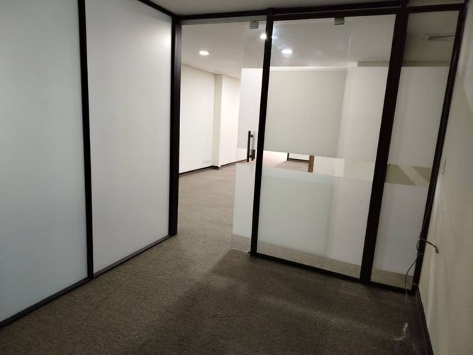 Oficina en arriendo en Milla De Oro, Medellín, 93 m² · foto 8 de 10