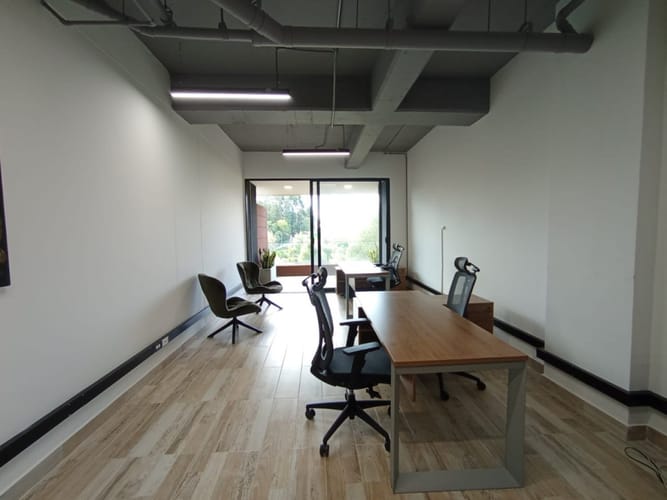 Oficina en arriendo en Las Palmas, Envigado, 64 m² · foto 3 de 8
