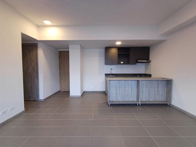 Apartamento de 3 alcobas en arriendo en Barro Blanco, Rionegro, 90 m² · foto 2 de 18