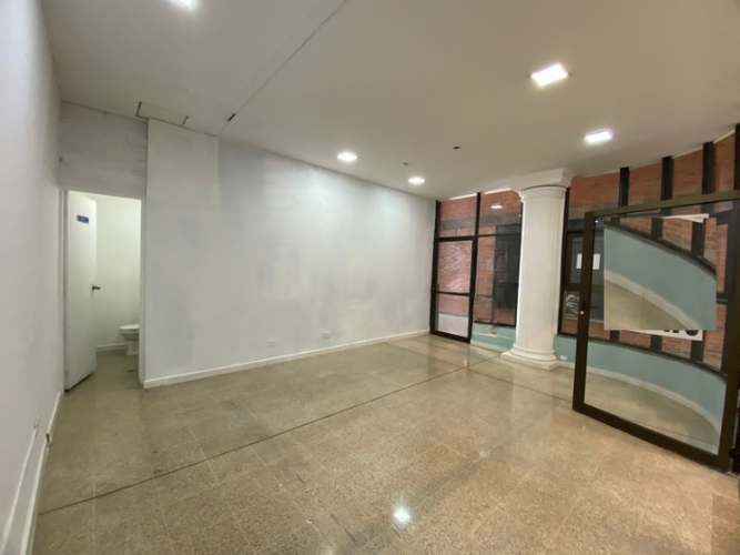 Local en arriendo en Campo Amor, Medellín, 30 m² · foto 4 de 6