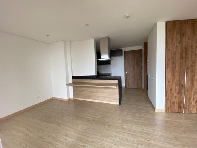 Apartaestudio en venta en Chapinero Alto, Bogotá, 49 m² · foto 3 de 18
