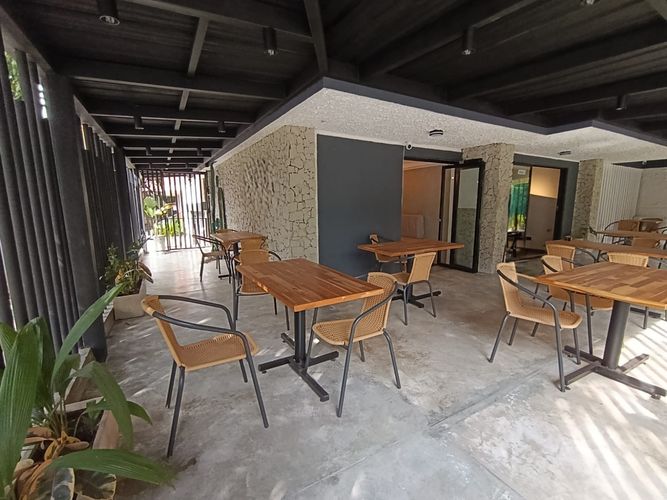 Local en arriendo en Laureles, Medellín, 20 m² · foto 7 de 10