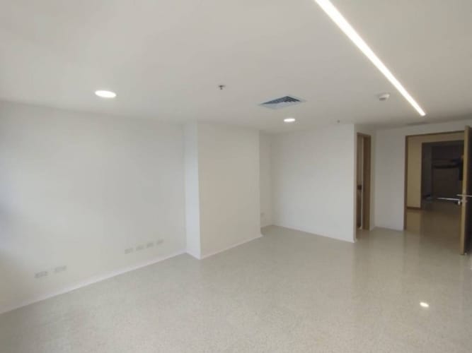 Consultorio en arriendo en Ciudad Del Río, Medellín, 38 m² · foto 2 de 6
