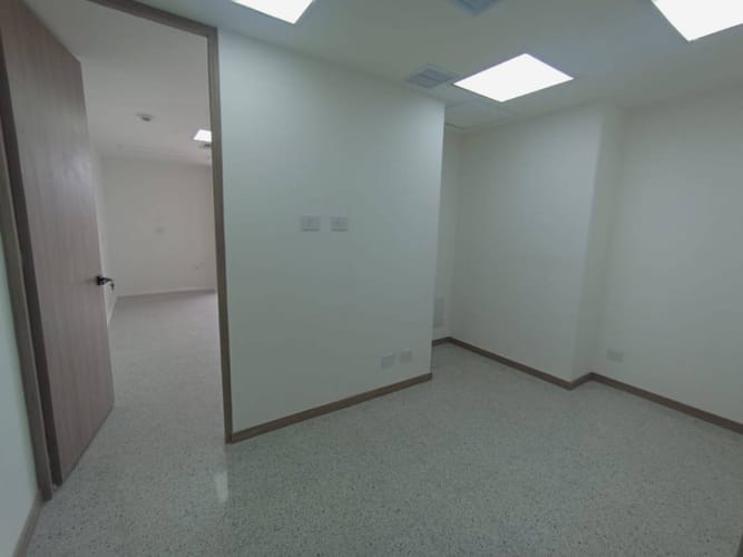 Consultorio en arriendo en San Diego, Medellín, 30 m² · foto 6 de 7