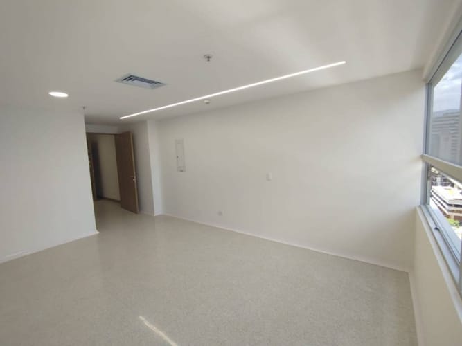 Consultorio en arriendo en Ciudad Del Río, Medellín, 38 m² · foto 4 de 6