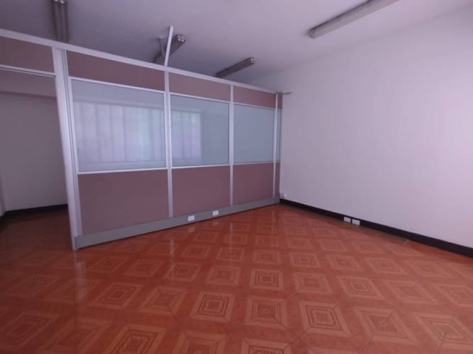 Oficina en arriendo en La Candelaria, Medellín, 32 m² · foto 4 de 6