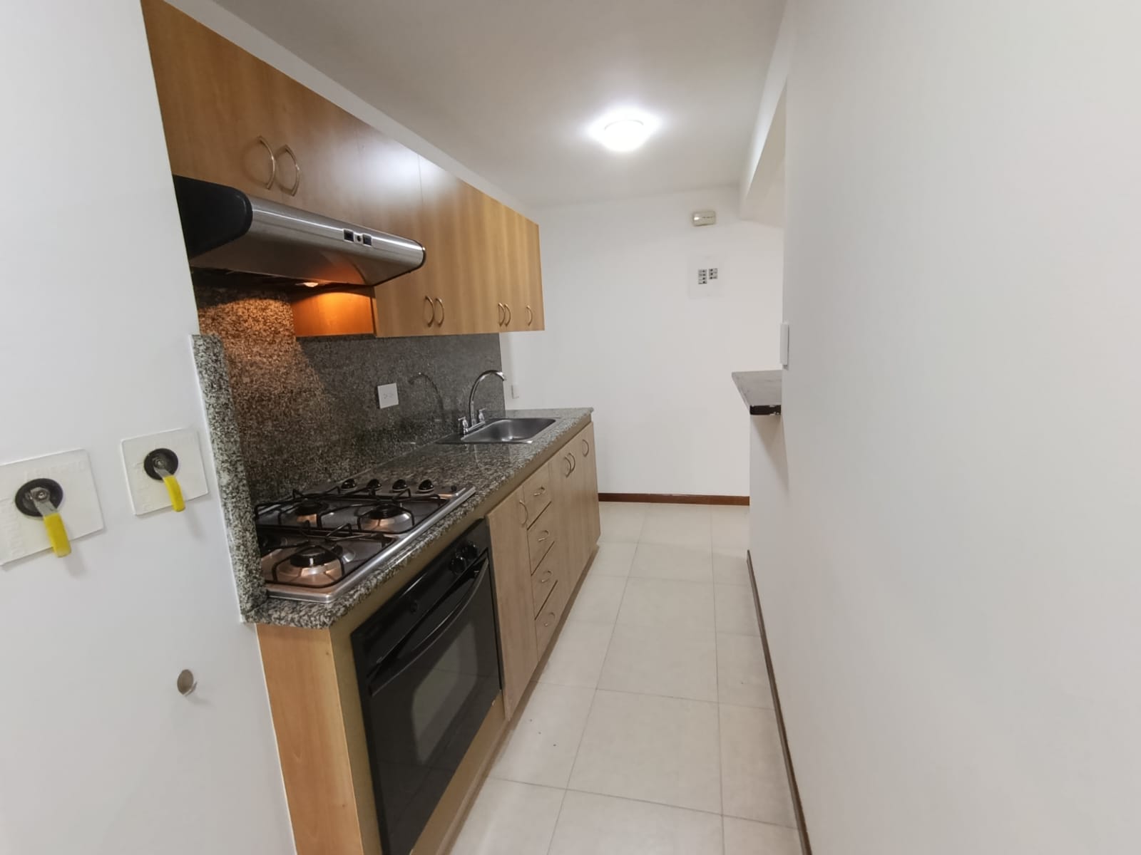Apartaestudio en arriendo en El Poblado, Medellín · foto 3 de 13