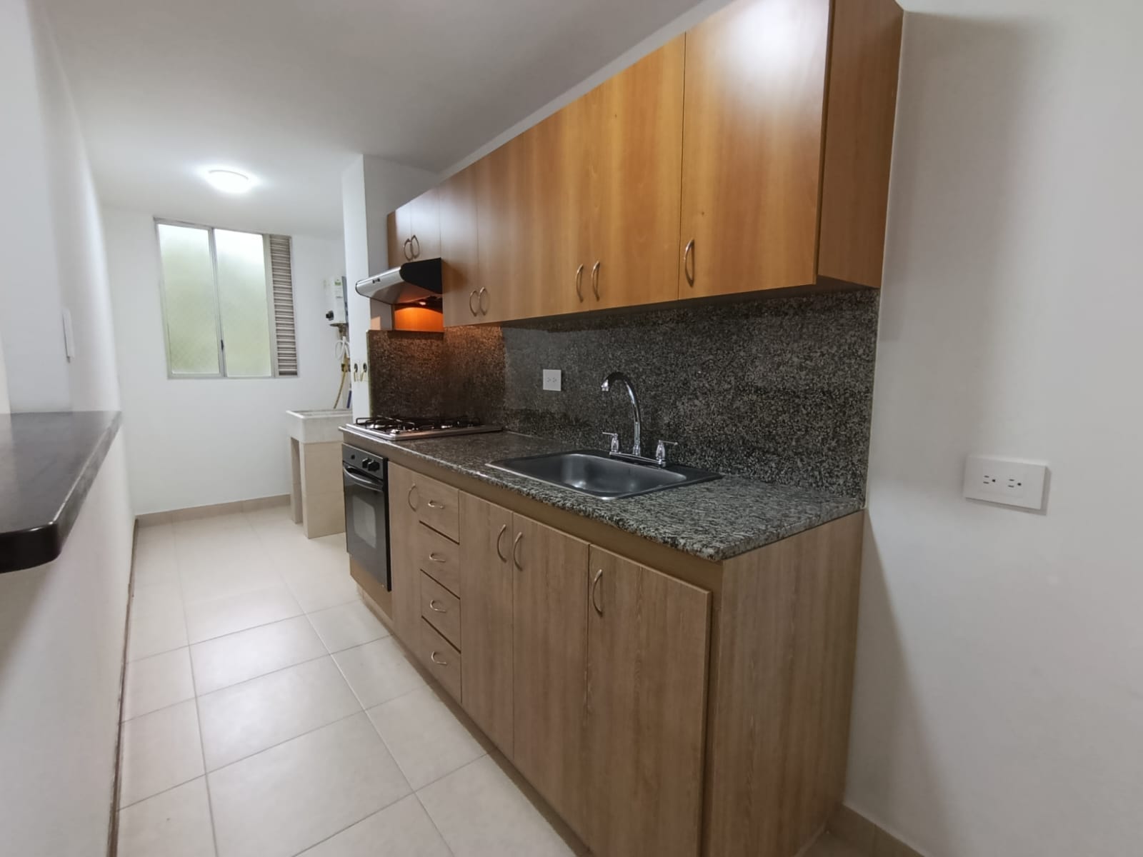 Apartaestudio en arriendo en El Poblado, Medellín · foto 4 de 13