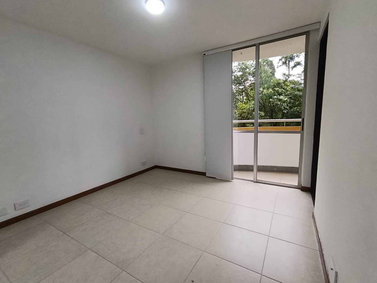 Apartaestudio en arriendo en El Poblado, Medellín · foto 9 de 13